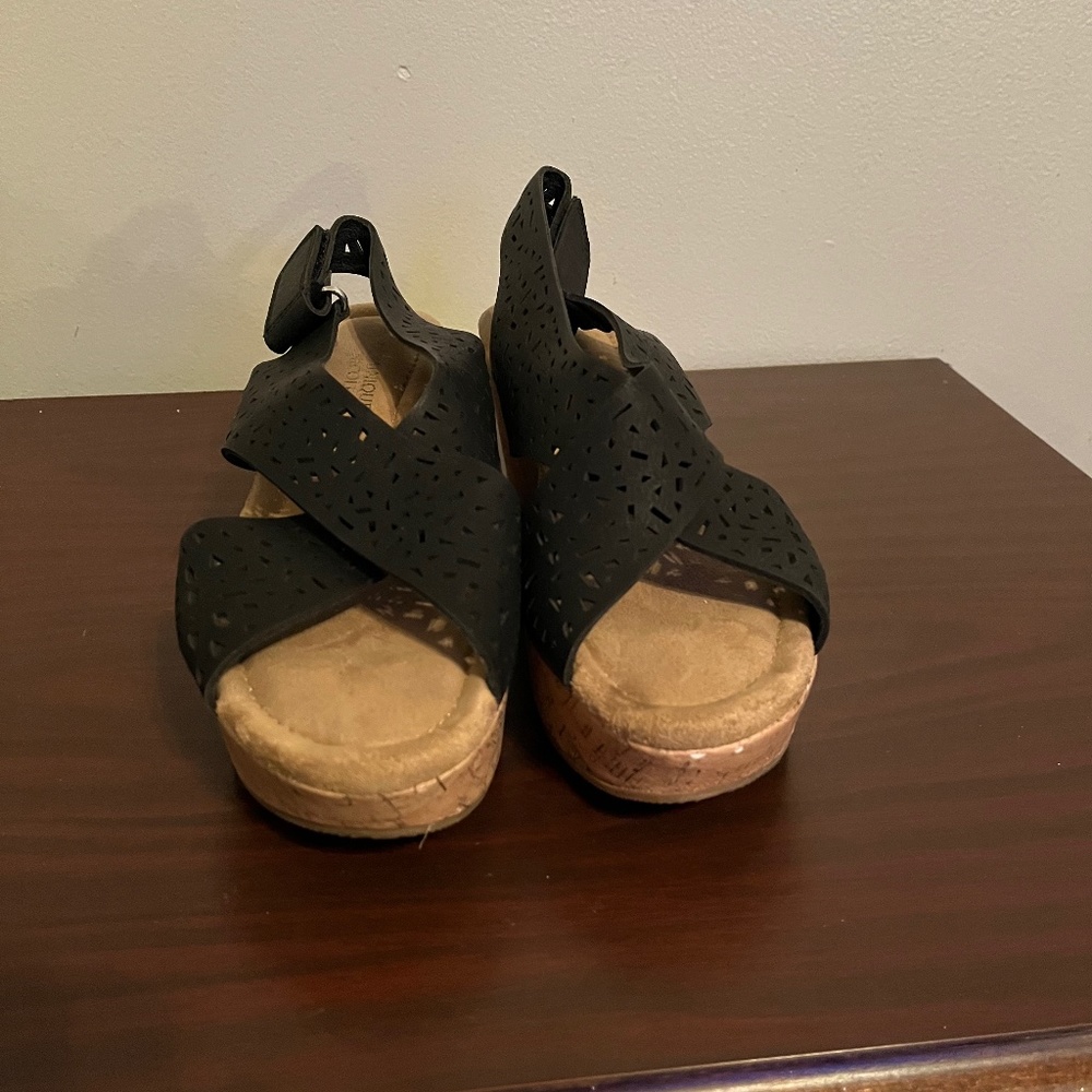 Dominique Nicole Aphra Cork platform shoes